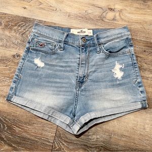 Hollister size 3 High Waisted Distressed jean shorts light wash rolled hem